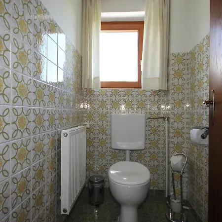 Oberhofen Apartament